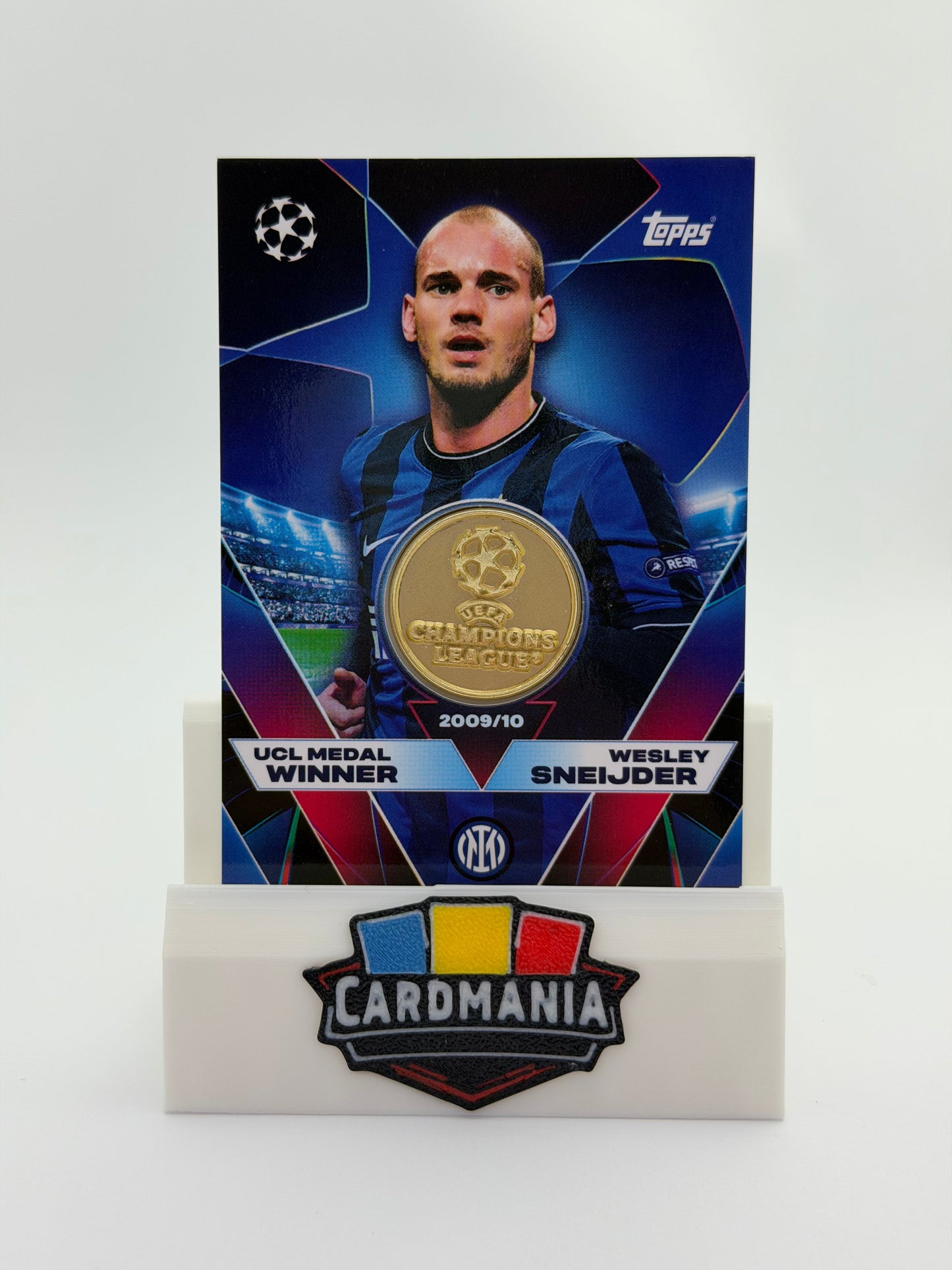 Wesley Sneijder – UCL Medal Winner Relic - Topps Match Attax UCC 2025/26